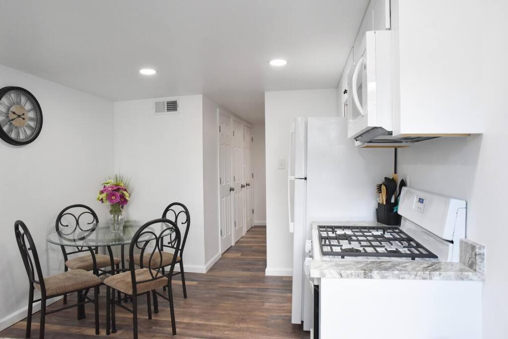 Cozy Mount Washington Home With Parking-Sleeps 4 بيتسبرغ المظهر الخارجي الصورة